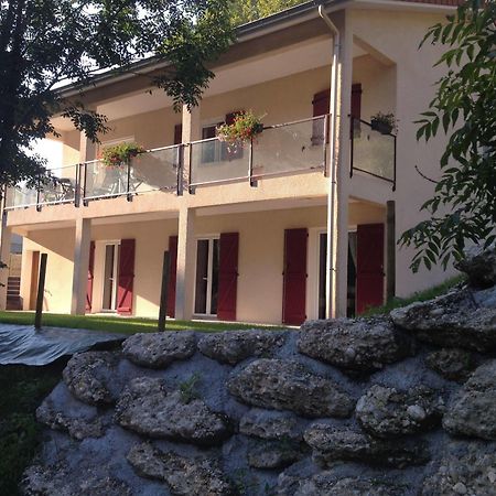 Le Mas De Servant Roulottes Et Chambres D'Hotes Auberives-en-Royans Zewnętrze zdjęcie